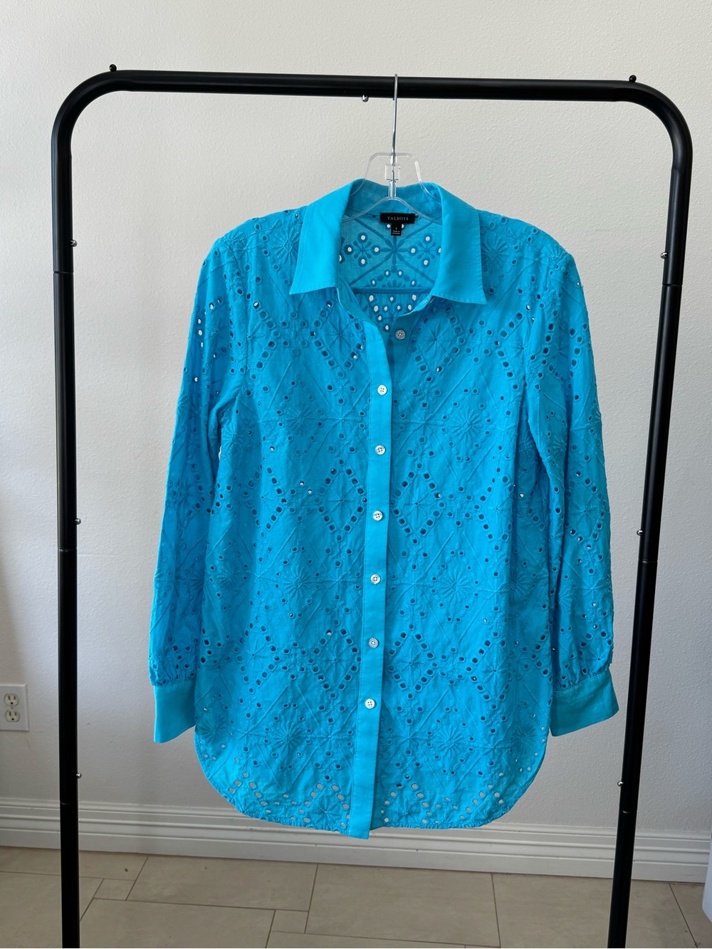 Talbots Eyelet Blouse Sz S Cotton Long sleeve Coastal Elegant-chic Quiet-Luxury